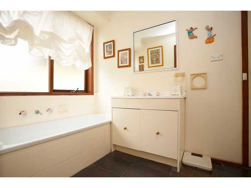 5 Ballymore Court, Frankston VIC 3199