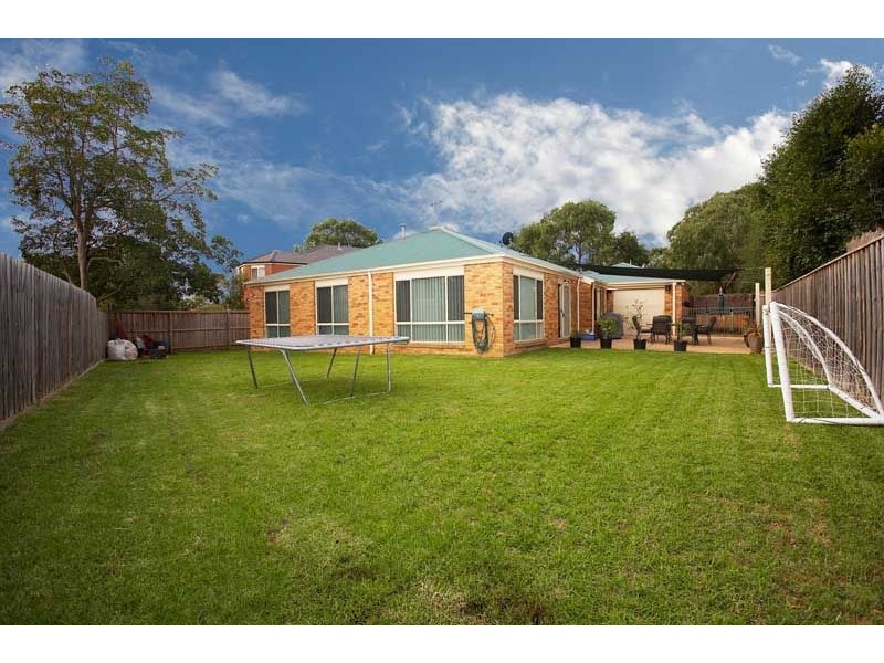 6 Manorwoods Drive, Frankston VIC 3199