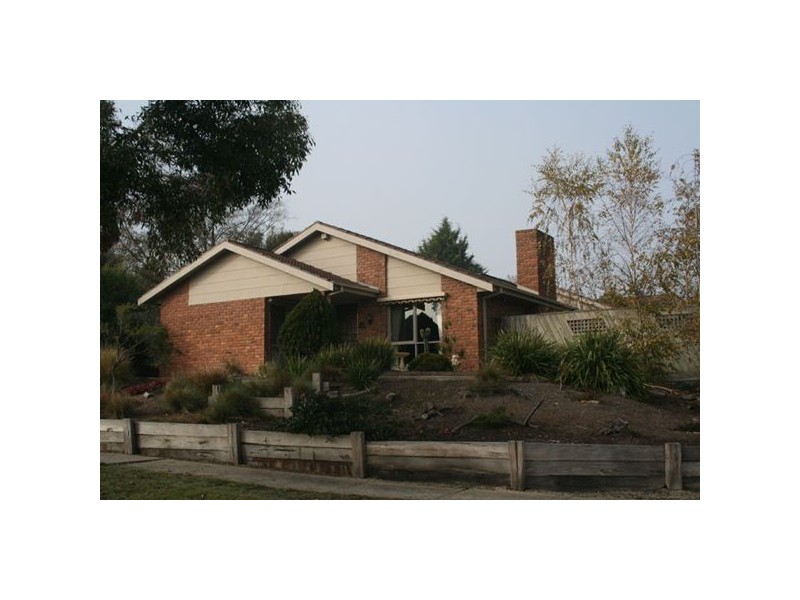 2 Villosa Close, Langwarrin VIC 3910