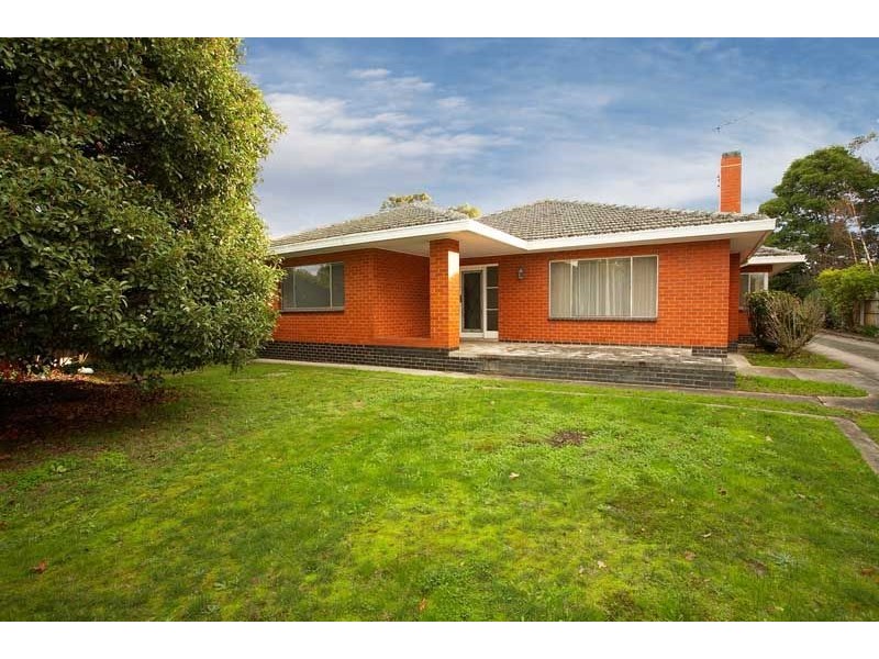 4 Bondi Avenue, Frankston VIC 3199