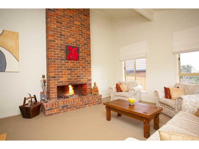 8 Tindal Court, Frankston South VIC 3199