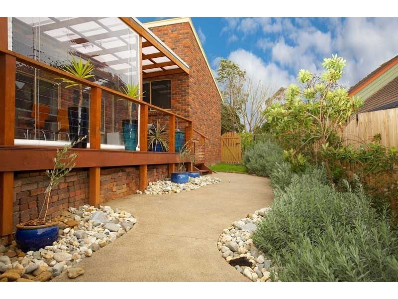 8 Tindal Court, Frankston South VIC 3199