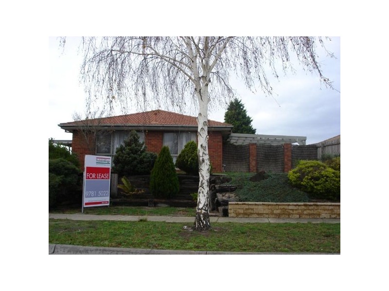 14 Pinewood Drive, Carrum Downs VIC 3201