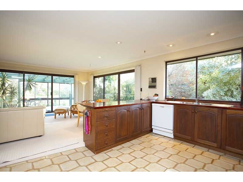 5 Tindal Court, Frankston South VIC 3199