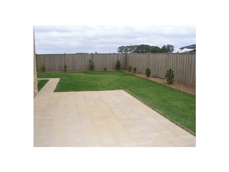 8 Wills Court, Sandhurst VIC 3977