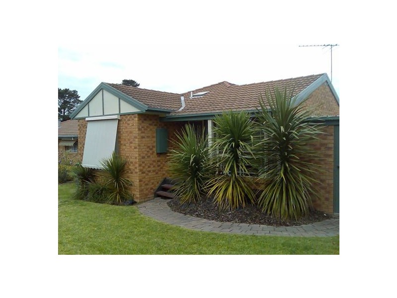 2/100 Cranbourne Road, Langwarrin VIC 3910