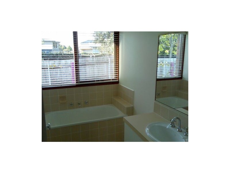 2/138 Fortescue Ave, Seaford VIC 3198