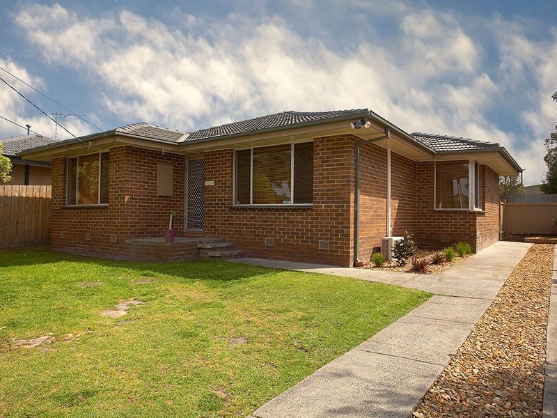 9 Centenary Street, Seaford VIC 3198