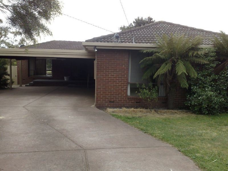 79 Bondi Ave, Frankston VIC 3199