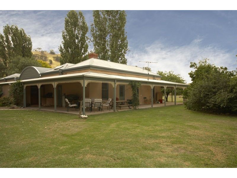 534 Watchbox Creek Rd, Molyullah VIC 3673