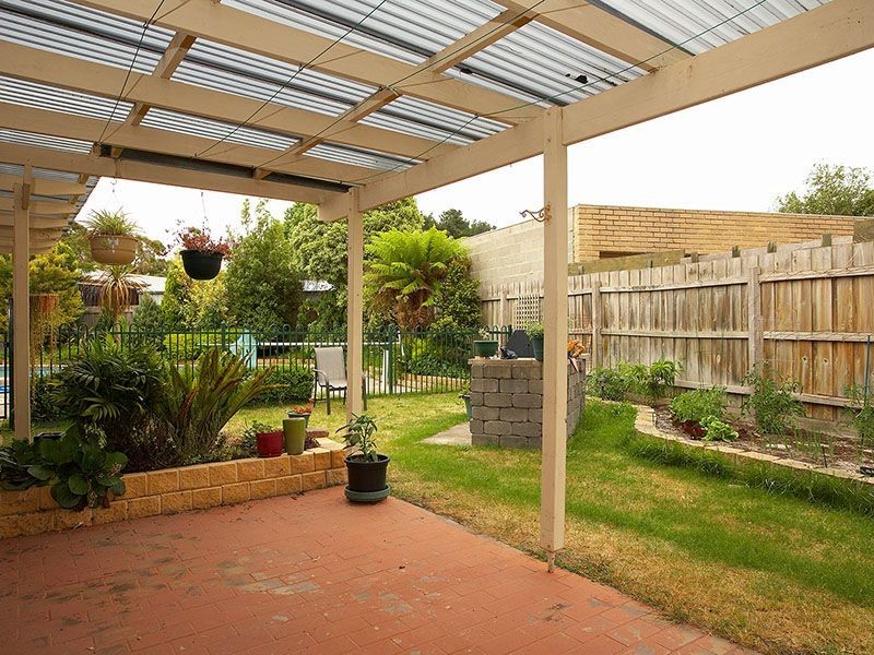 8 Minno Court, Frankston VIC 3199