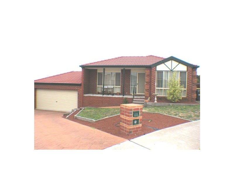 13 Romsey Place, Langwarrin VIC 3910