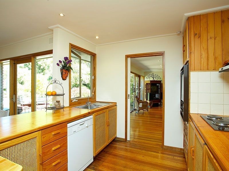 48 The Trossachs, Frankston VIC 3199