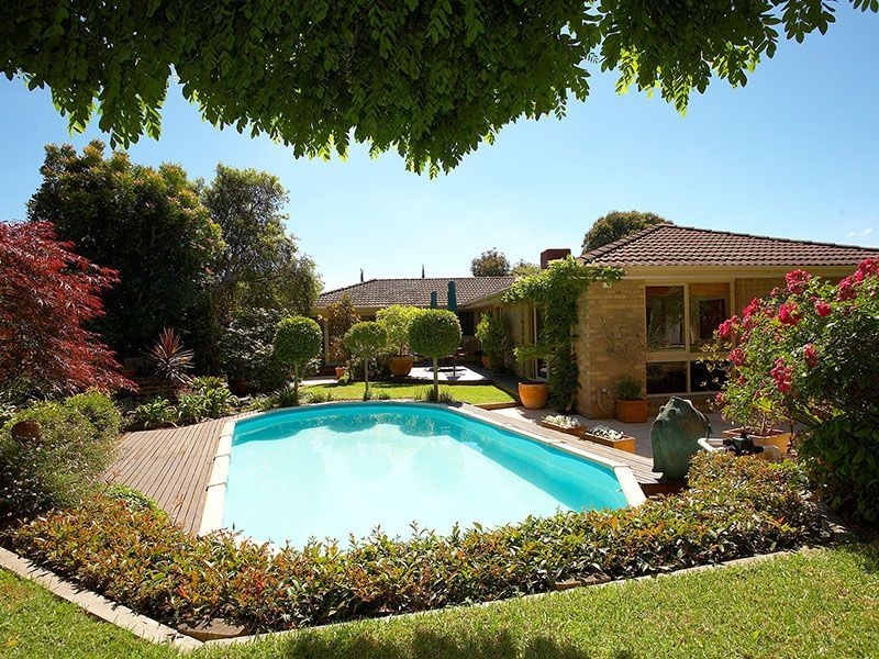 48 The Trossachs, Frankston VIC 3199