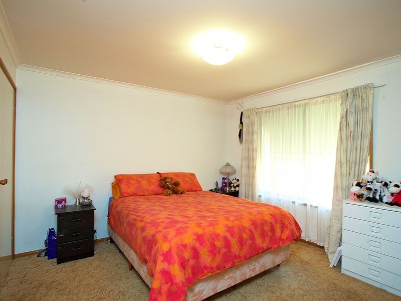 2/5 St. Johns Av., Frankston VIC 3199