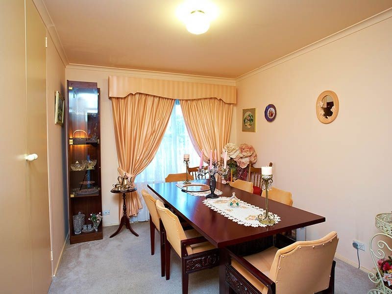 16 Excelsior Drive, Frankston North VIC 3200