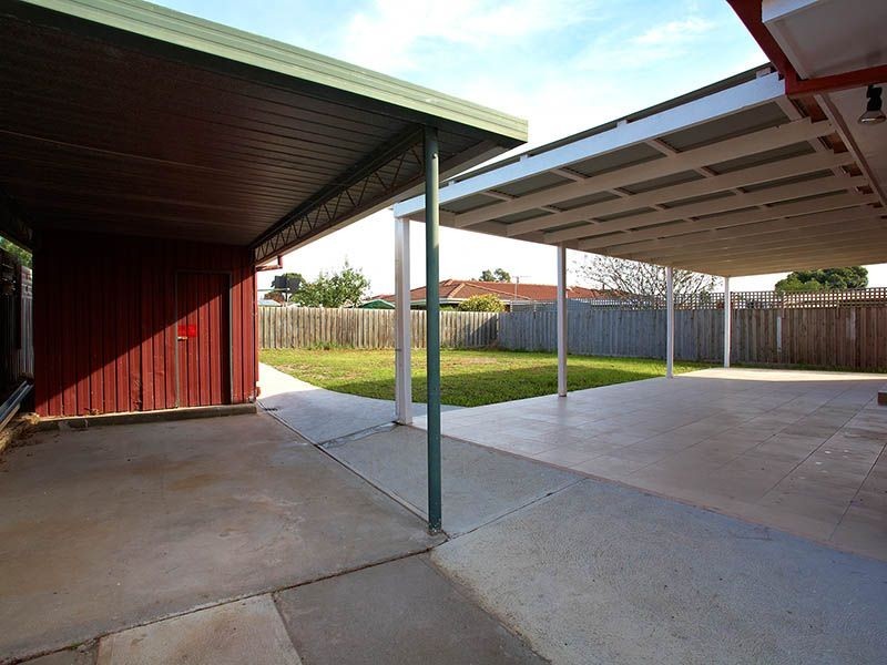 126 Excelsior Dve., Frankston North VIC 3200