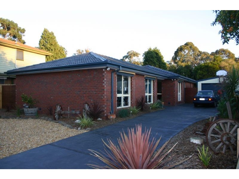 11 Darius Avenue, Frankston VIC 3199