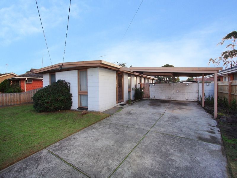 16 Hunt Drive, Seaford VIC 3198