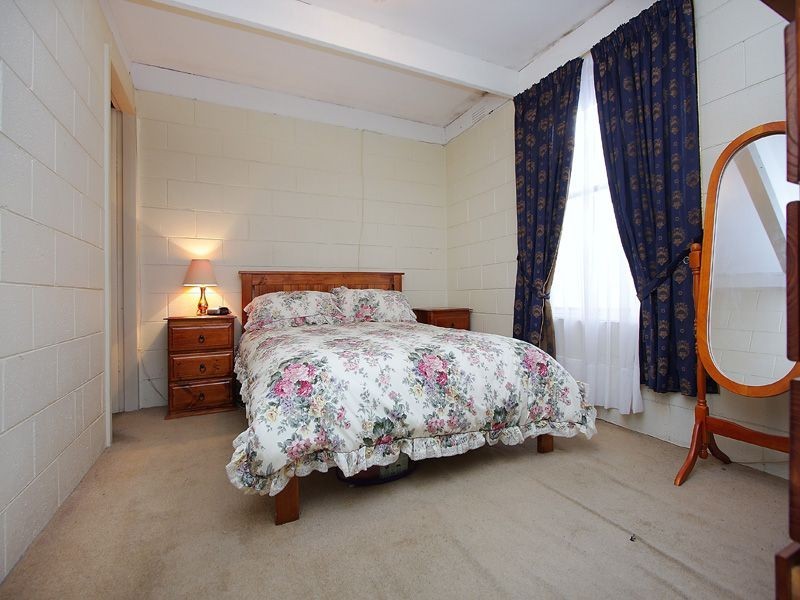 16 Hunt Drive, Seaford VIC 3198
