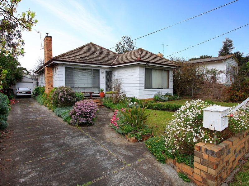 1  Elizabeth Ave, Frankston VIC 3199
