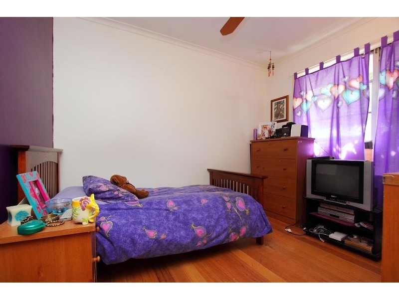 70 Brunning Cres, Frankston North VIC 3200