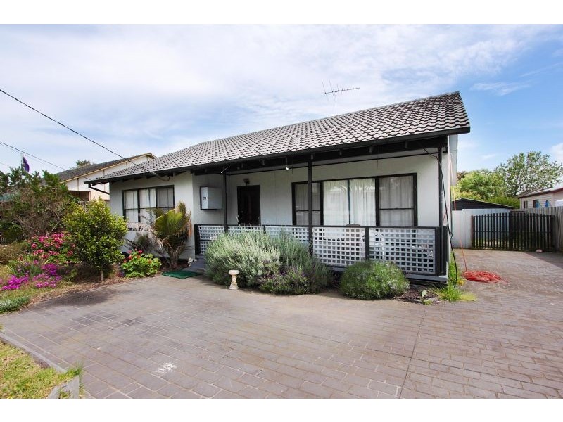 23 Moreton Street, Frankston North VIC 3200