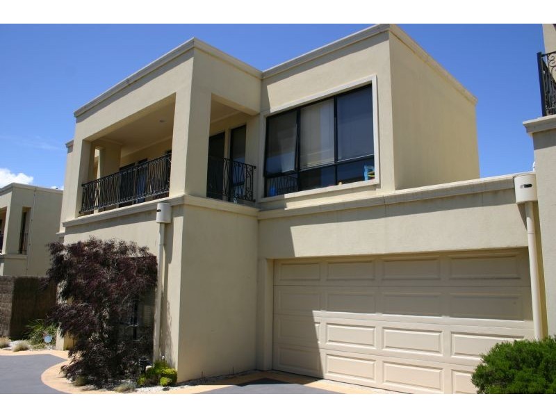 2/199 Nepean Hwy, Seaford VIC 3198