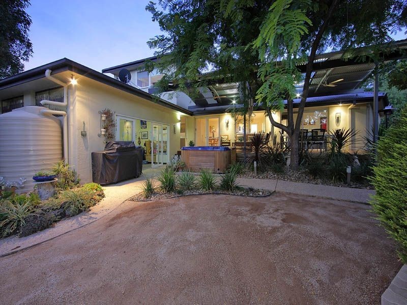 5 Burramine Crt., Frankston South VIC 3199