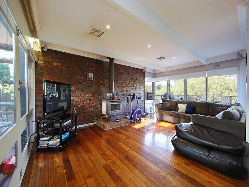 27 Plummer Avenue, Frankston South VIC 3199