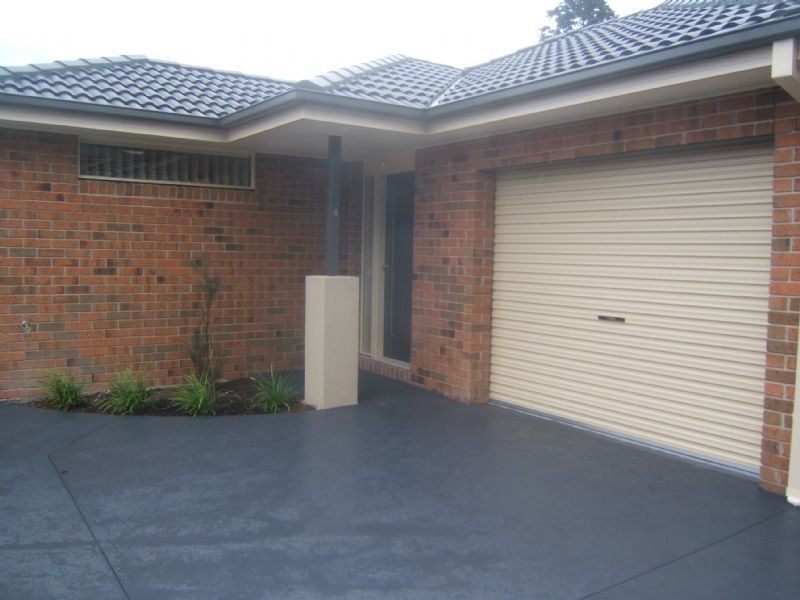 4/10 Robinia Street, Frankston VIC 3199