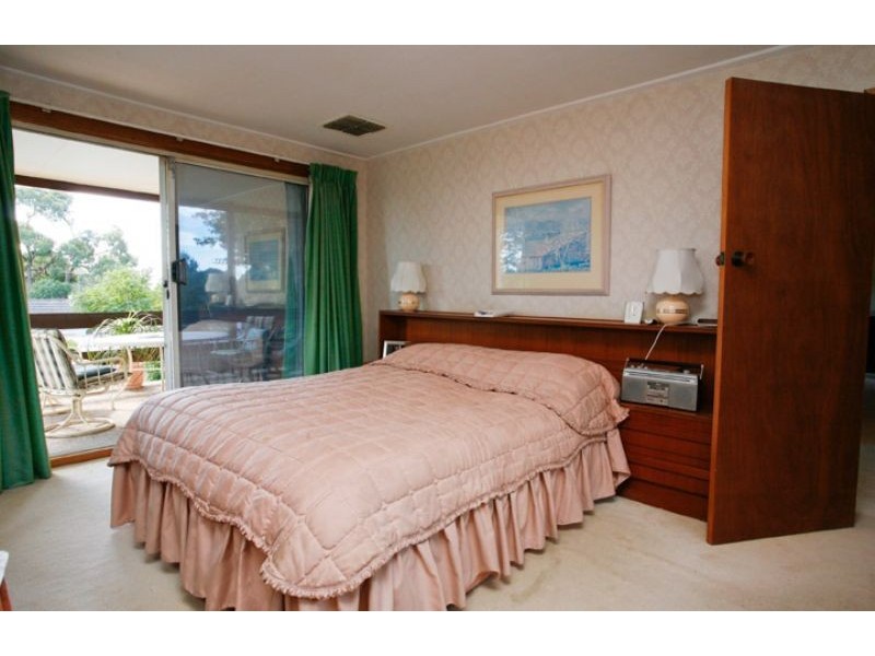 37 Summit Road, Frankston South VIC 3199