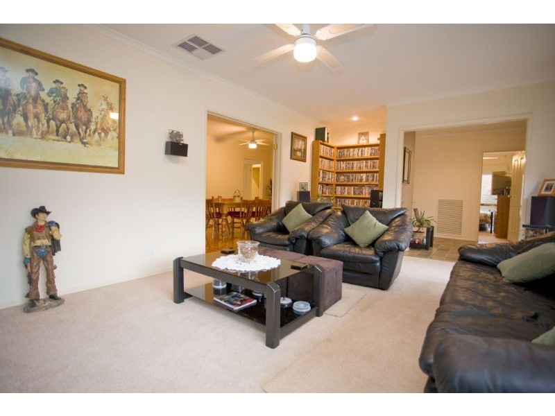 34 Woodside Avenue, Frankston South VIC 3199