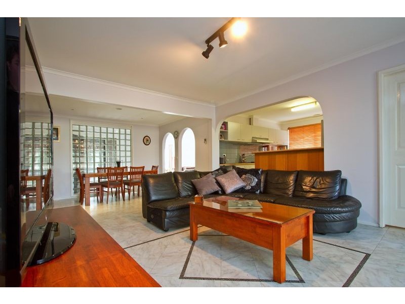 66 Gairloch Drive, Frankston VIC 3199