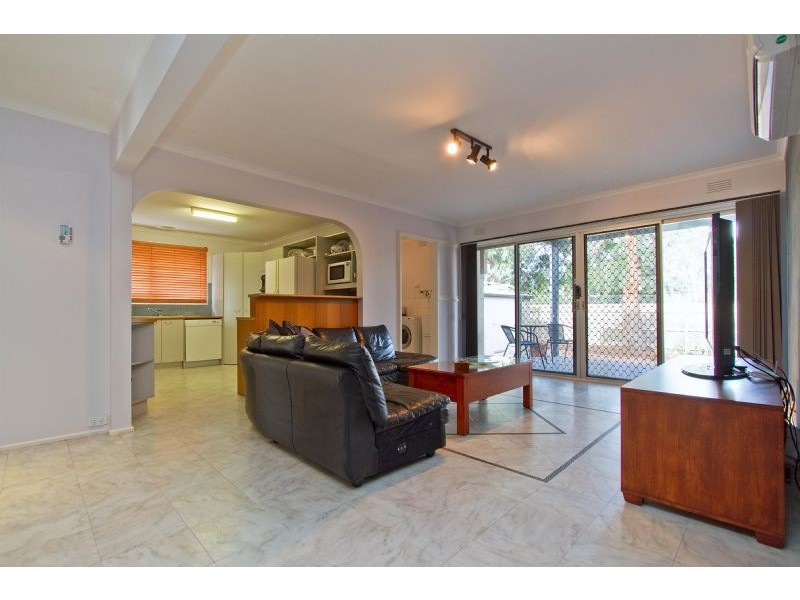 66 Gairloch Drive, Frankston VIC 3199