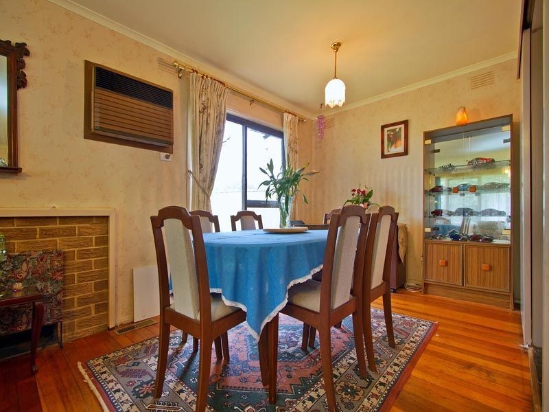 1 Troon Place, Frankston VIC 3199