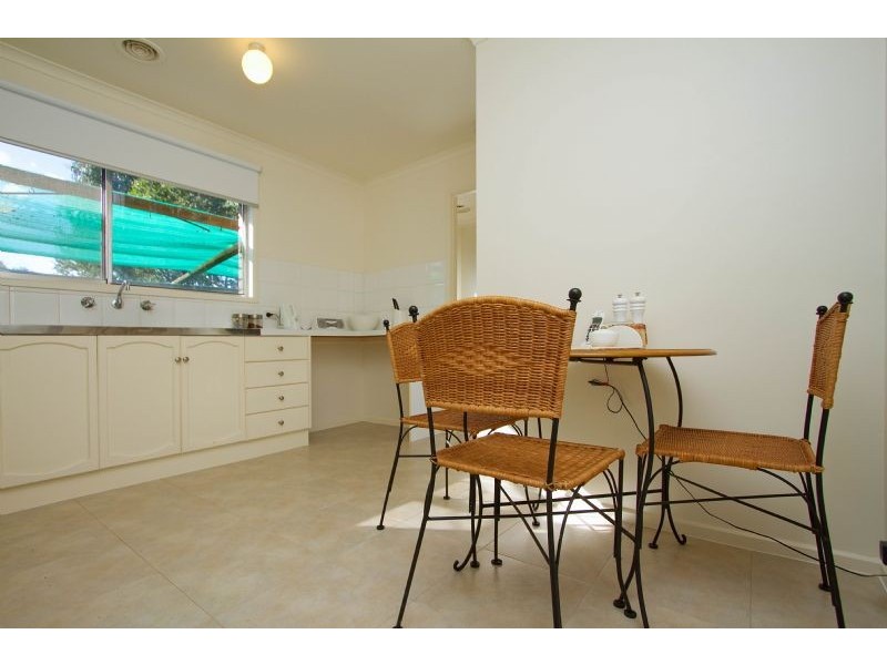 11/190 Karingal Drive, Frankston VIC 3199