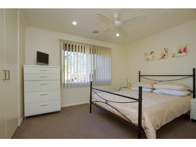 11/190 Karingal Drive, Frankston VIC 3199