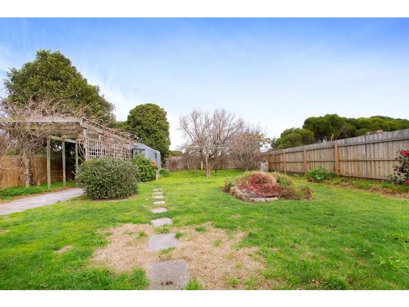 13 Elliott Street, Seaford VIC 3198