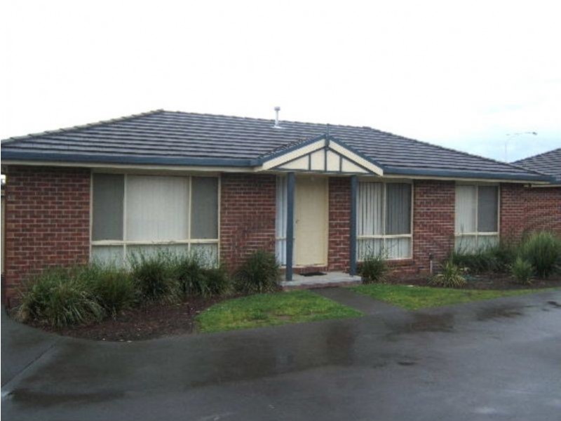 9/2 Allington Place, Langwarrin VIC 3910