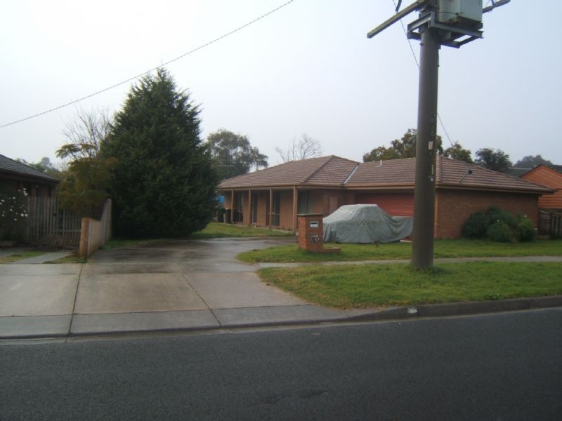 4 Trimble Drive, Langwarrin VIC 3910