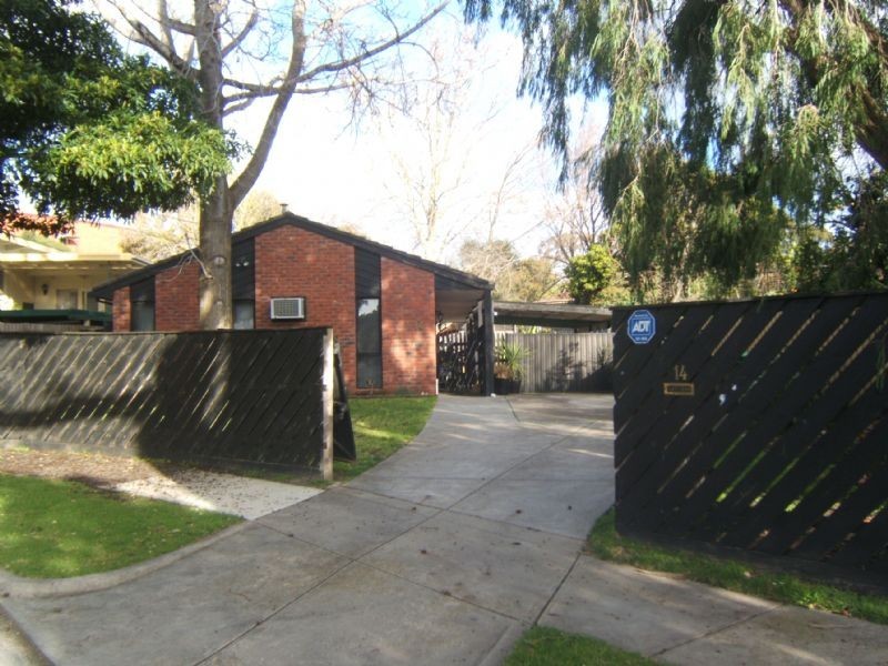 14 Woorilla Court, Frankston VIC 3199