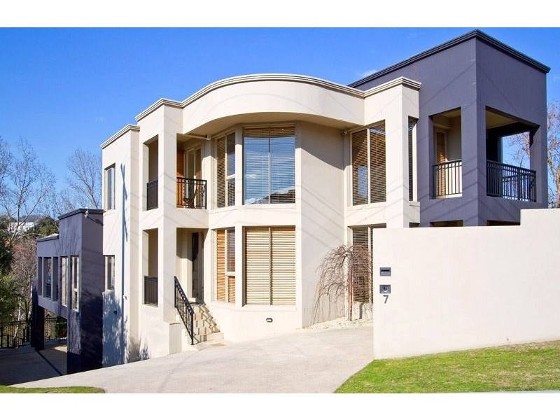 7 Plummer Avenue, Frankston South VIC 3199