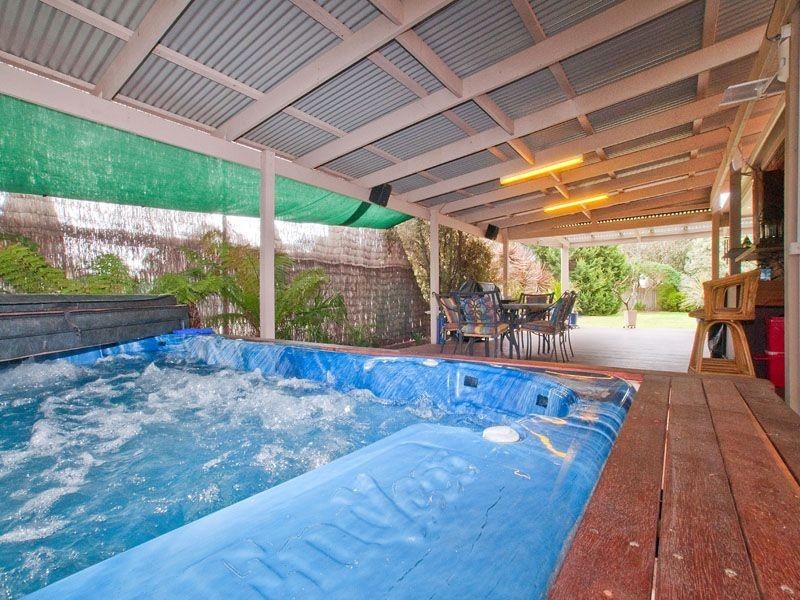 11 Sheoak Road, Frankston South VIC 3199
