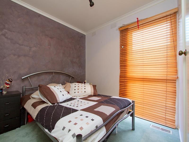66 Gairloch Drive, Frankston VIC 3199