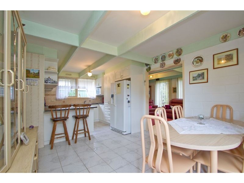 8 Elliott Street, Seaford VIC 3198