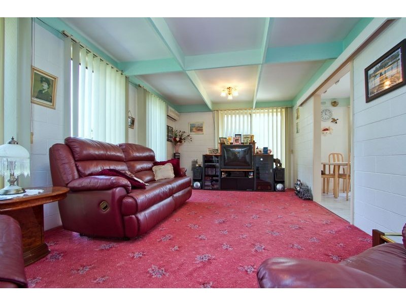 8 Elliott Street, Seaford VIC 3198