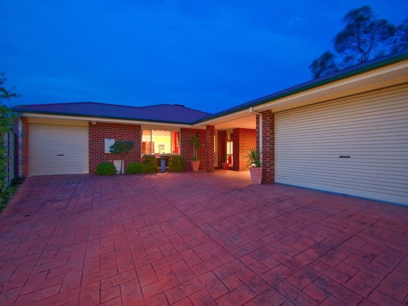 17 Seabrook Way, Seaford VIC 3198