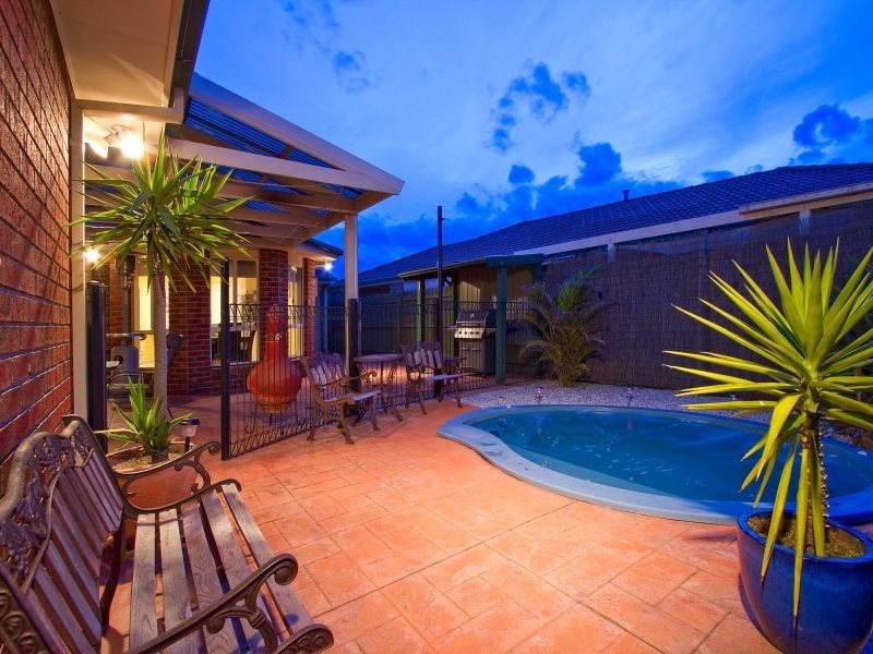 17 Seabrook Way, Seaford VIC 3198
