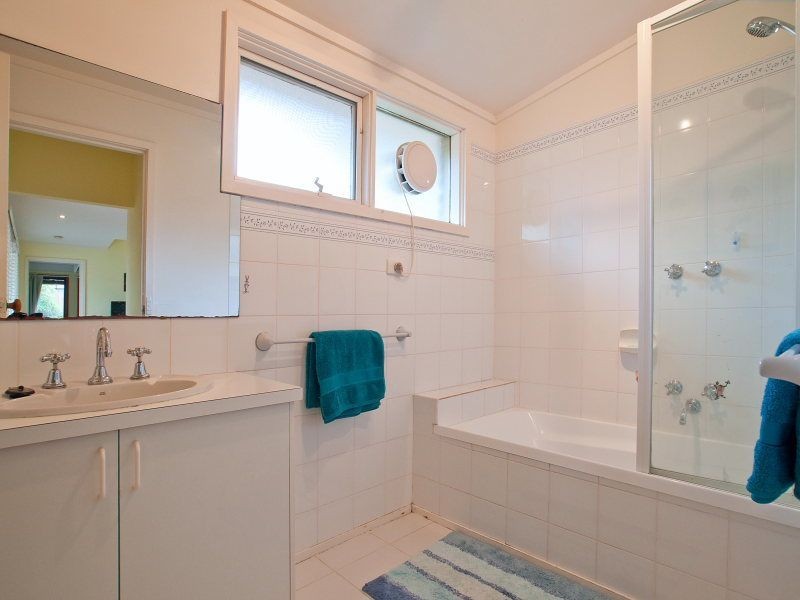 17 Drysdale Avenue, Frankston VIC 3199